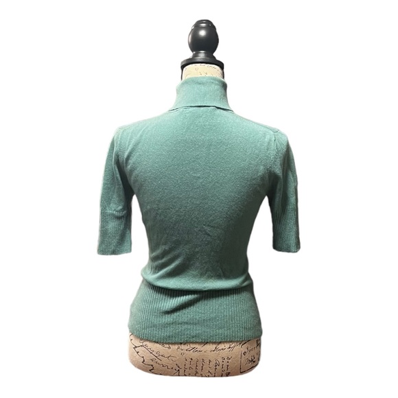 Y2K BCBGMAXAZRIA Silk, Cashmere Short Sleeve Turtleneck Sweater - Picture 4 of 12